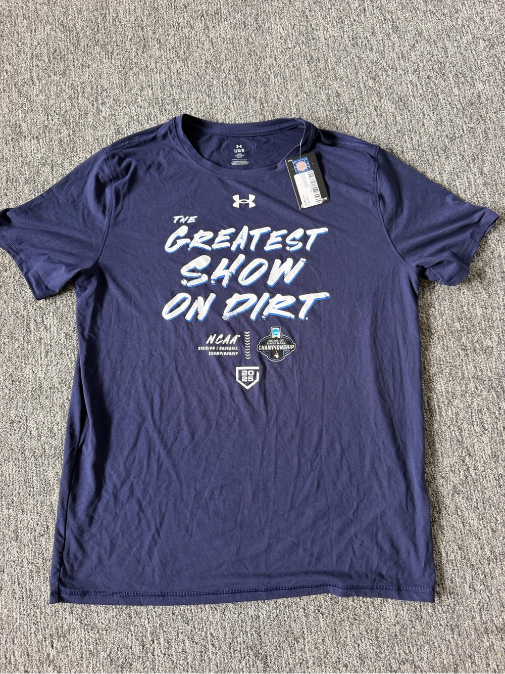 Under Armour Men's Navy Graphic 'The Greatest Show On Dirt' Tee